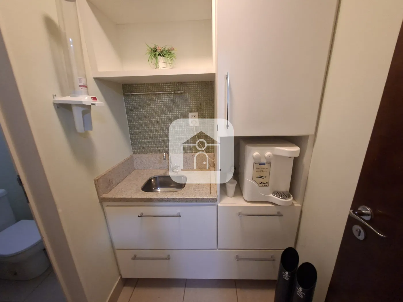 Alugar Comercial / Sala Comercial Condomínio em Uberlândia R$ 2.000,00 - Foto 5