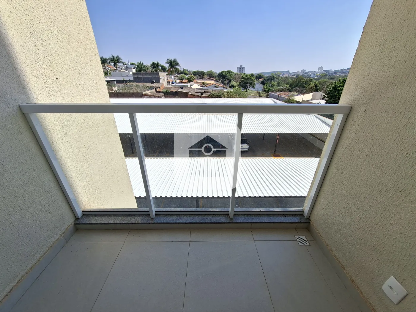 Alugar Apartamento / Padrão em Uberlândia R$ 1.700,00 - Foto 6