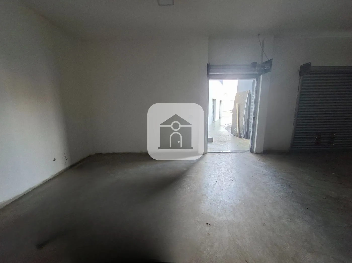 Alugar Comercial / Loja Condomínio em Uberlândia R$ 2.000,00 - Foto 5
