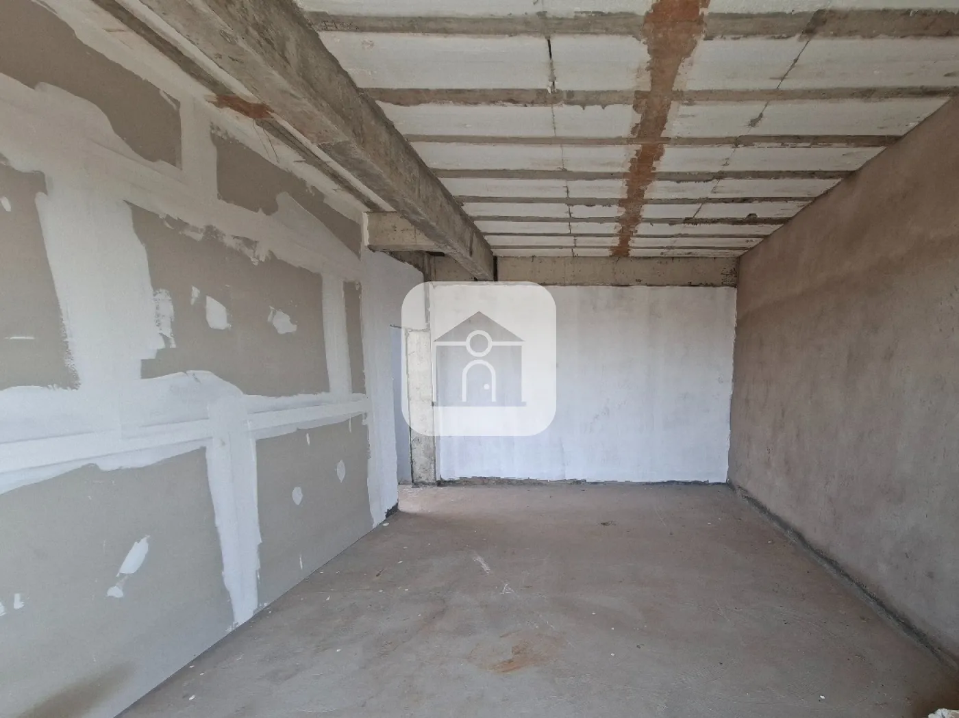 Alugar Comercial / Loja Condomínio em Uberlândia R$ 1.450,00 - Foto 3