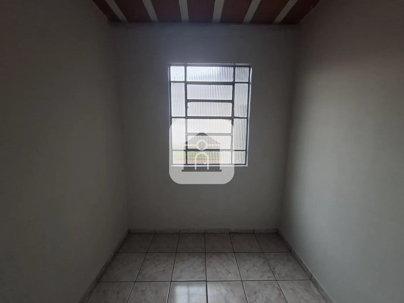 Alugar Casa / Padrão em Uberlândia R$ 1.000,00 - Foto 6