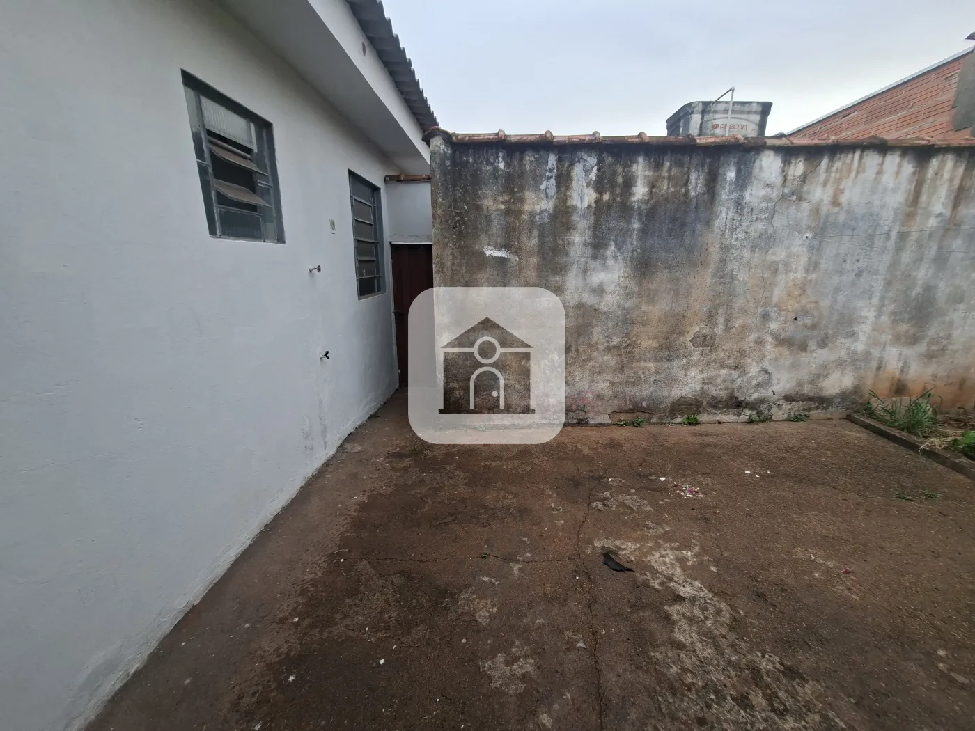 Alugar Casa / Padrão em Uberlândia R$ 1.000,00 - Foto 13