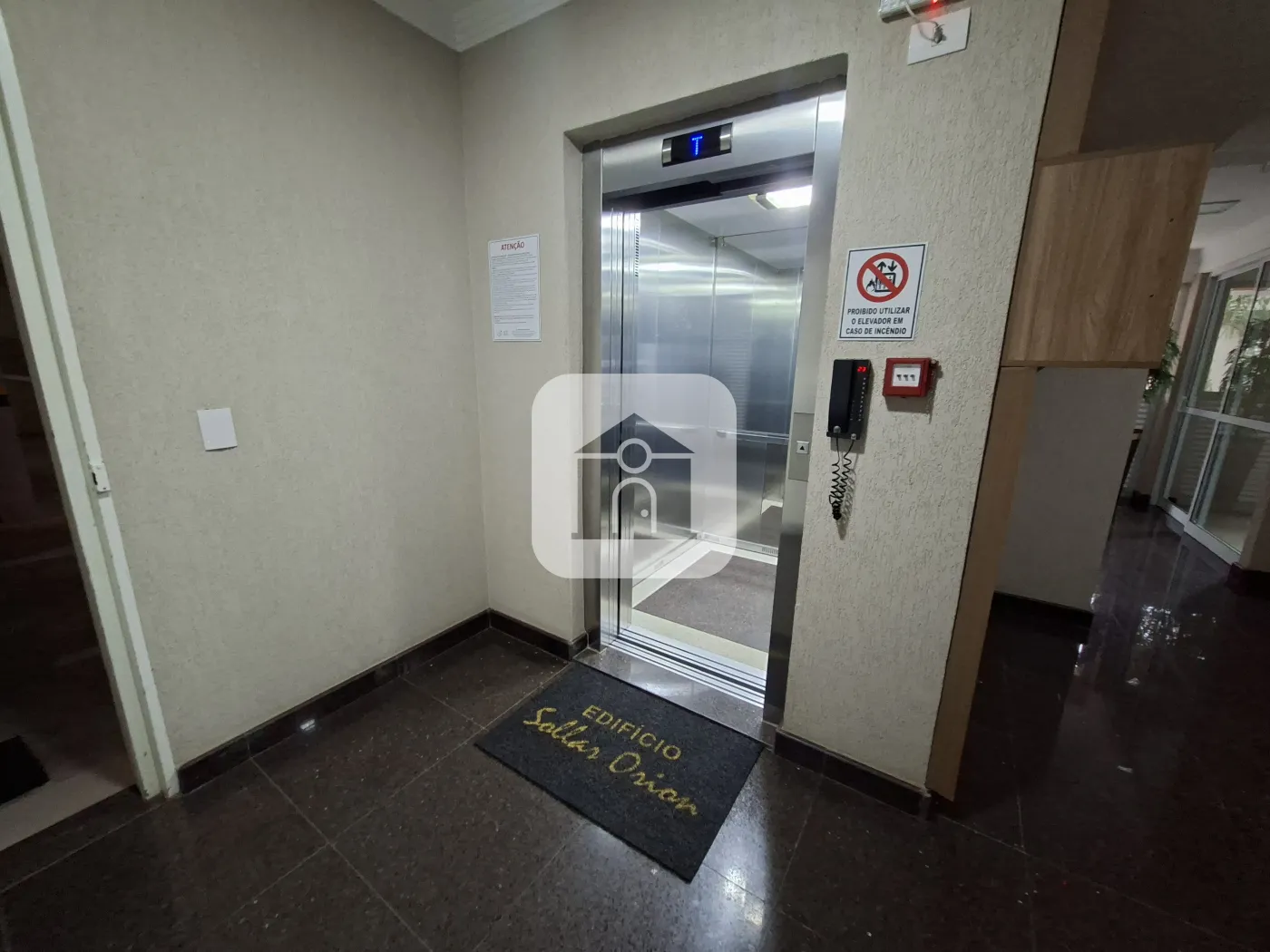 Alugar Apartamento / Padrão em Uberlândia R$ 2.700,00 - Foto 3