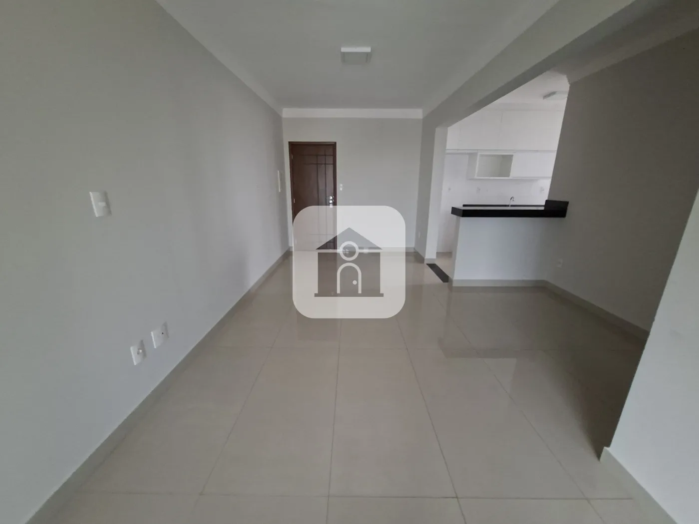 Alugar Apartamento / Padrão em Uberlândia R$ 2.700,00 - Foto 5
