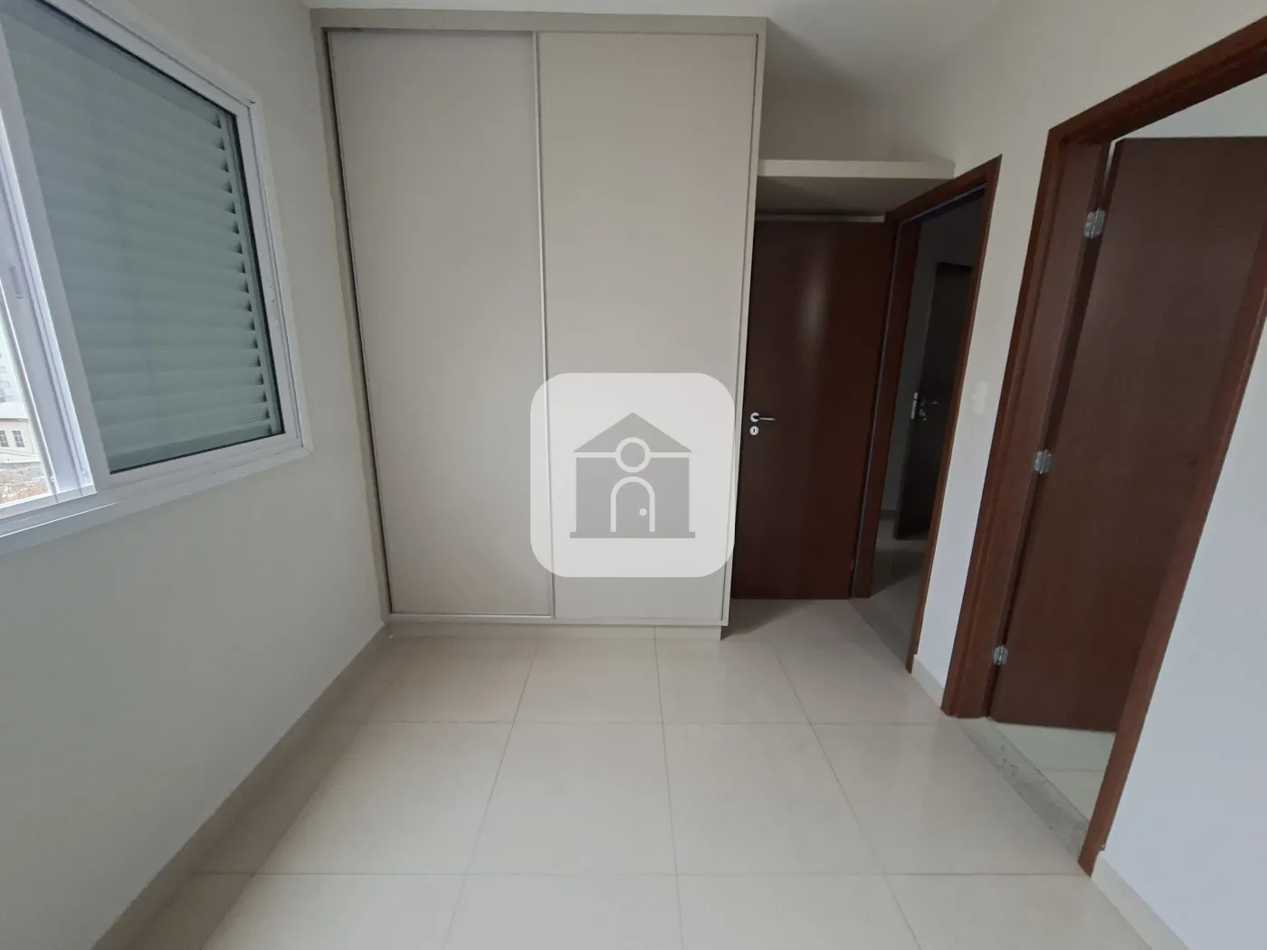 Alugar Apartamento / Padrão em Uberlândia R$ 2.700,00 - Foto 12