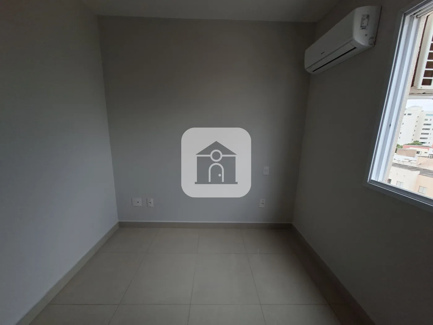 Alugar Apartamento / Padrão em Uberlândia R$ 2.700,00 - Foto 13