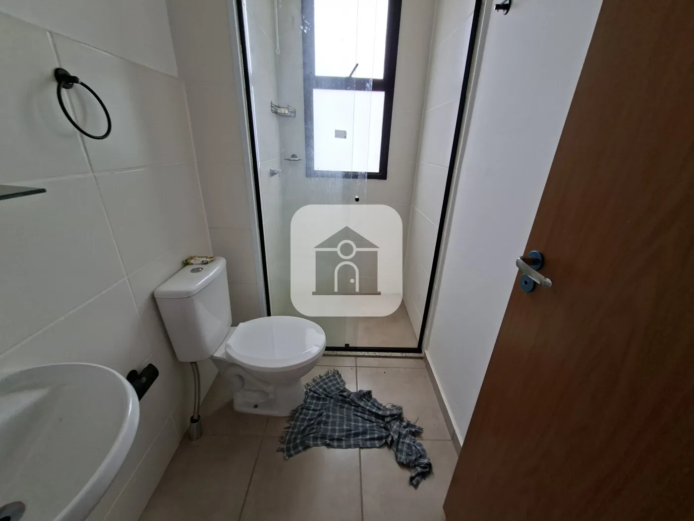 Alugar Apartamento / Padrão em Uberlândia R$ 1.800,00 - Foto 8