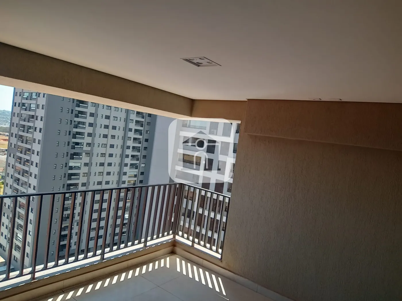 Alugar Apartamento / Padrão em Uberlândia R$ 6.500,00 - Foto 7