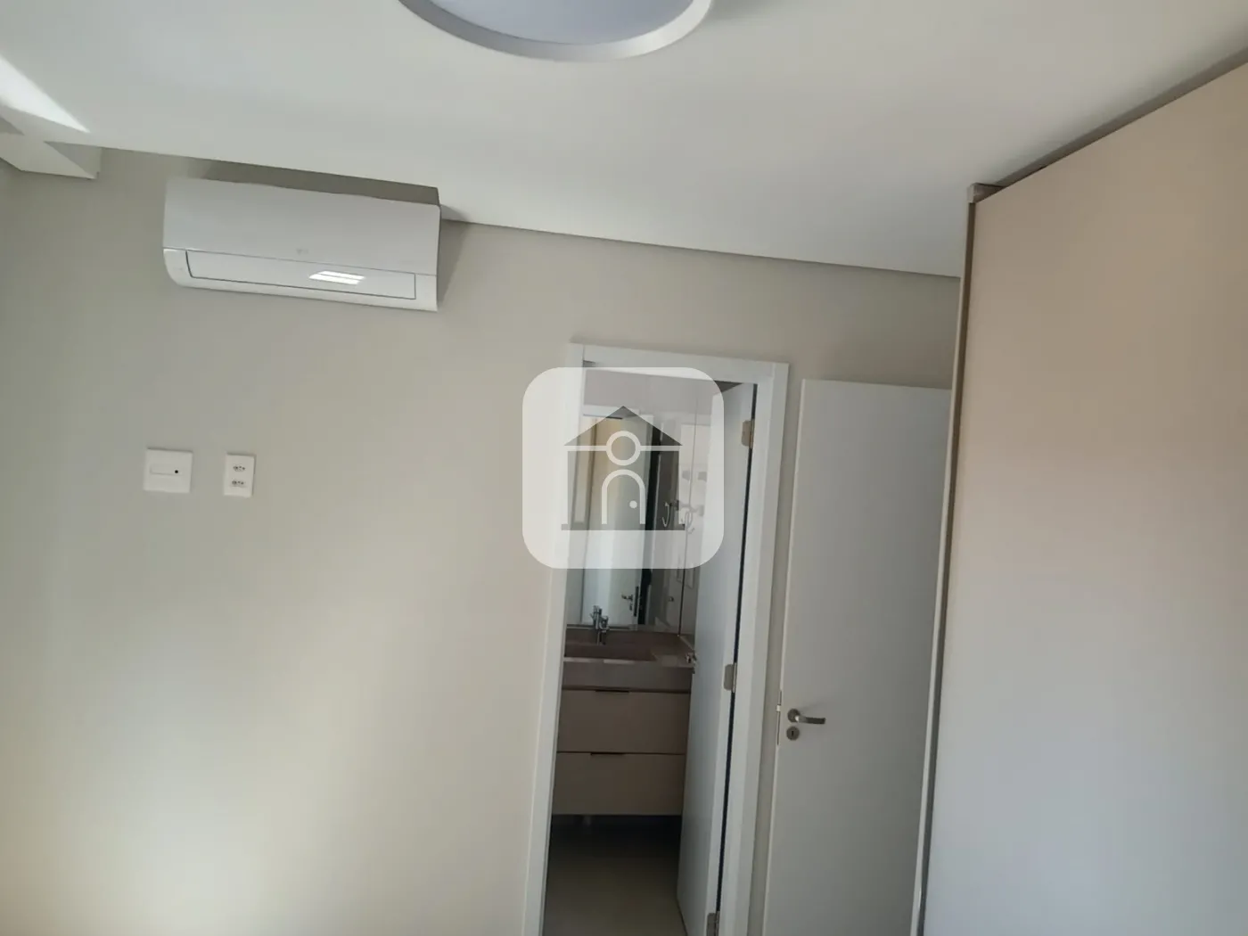 Alugar Apartamento / Padrão em Uberlândia R$ 6.500,00 - Foto 21