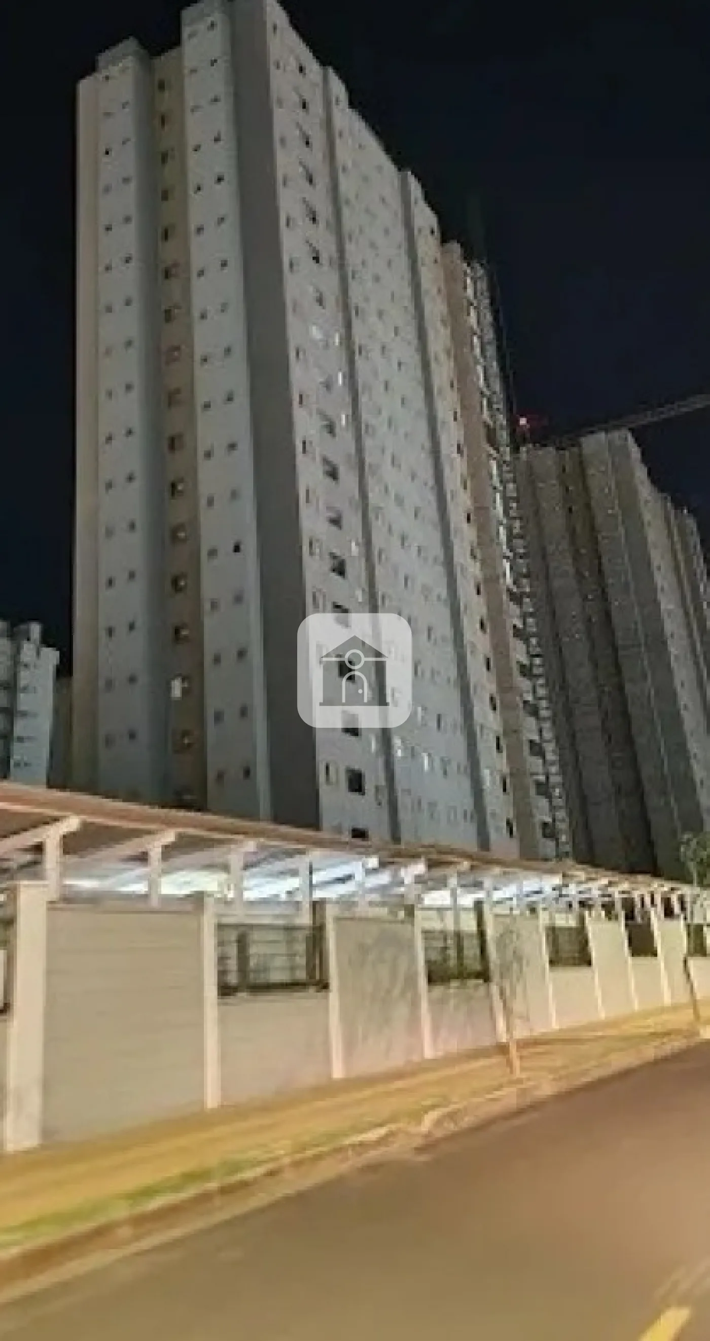 Comprar Apartamento / Padrão em Uberlândia R$ 230.000,00 - Foto 4