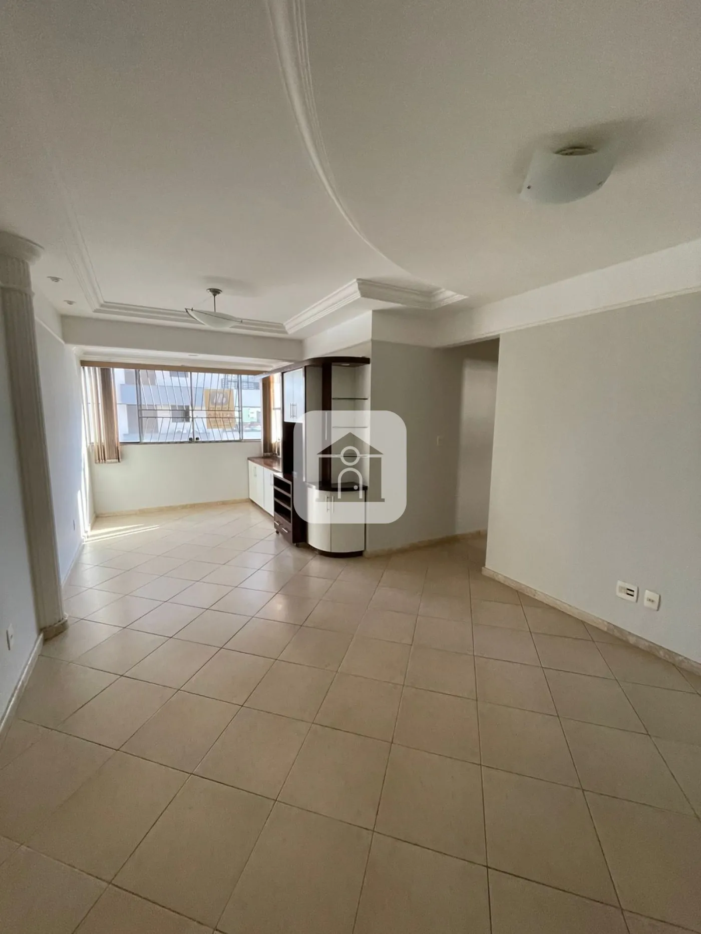 Alugar Apartamento / Padrão em Uberlândia R$ 2.300,00 - Foto 6