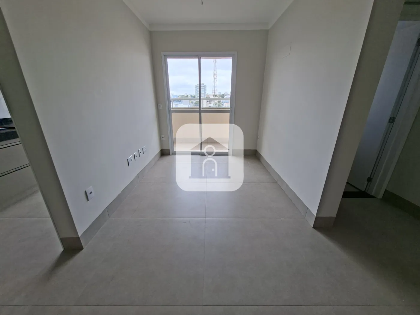 Alugar Apartamento / Padrão em Uberlândia R$ 2.700,00 - Foto 4