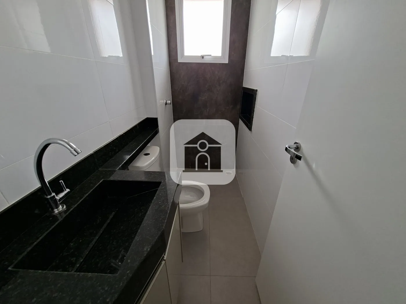 Alugar Apartamento / Padrão em Uberlândia R$ 2.700,00 - Foto 9