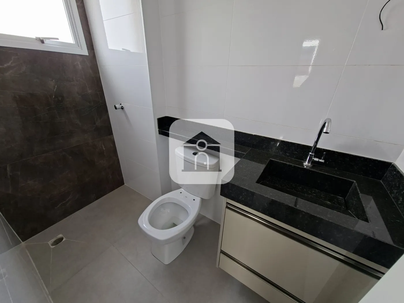 Alugar Apartamento / Padrão em Uberlândia R$ 2.700,00 - Foto 12