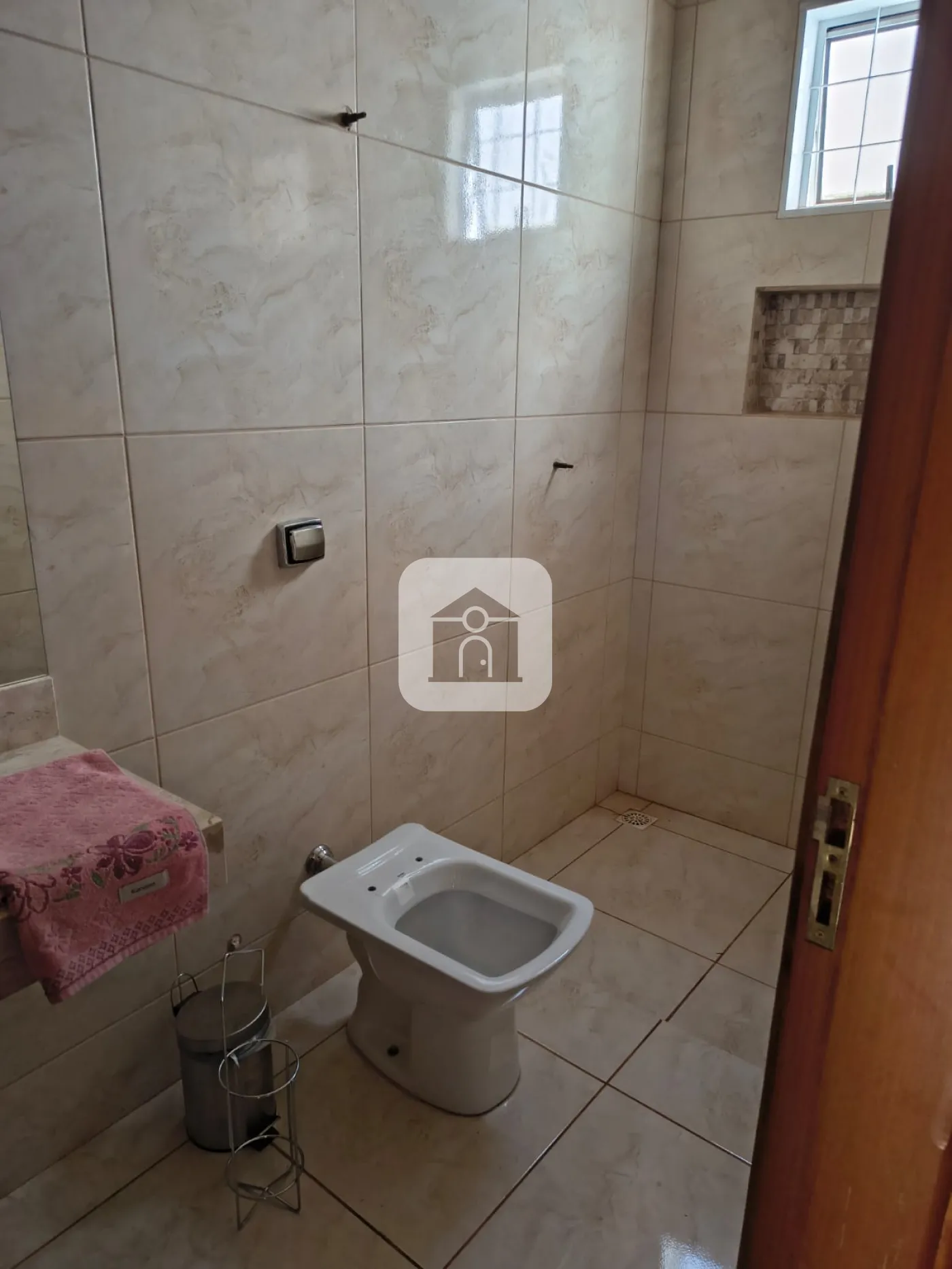 Comprar Casa / Padrão em Uberlândia R$ 600.000,00 - Foto 16