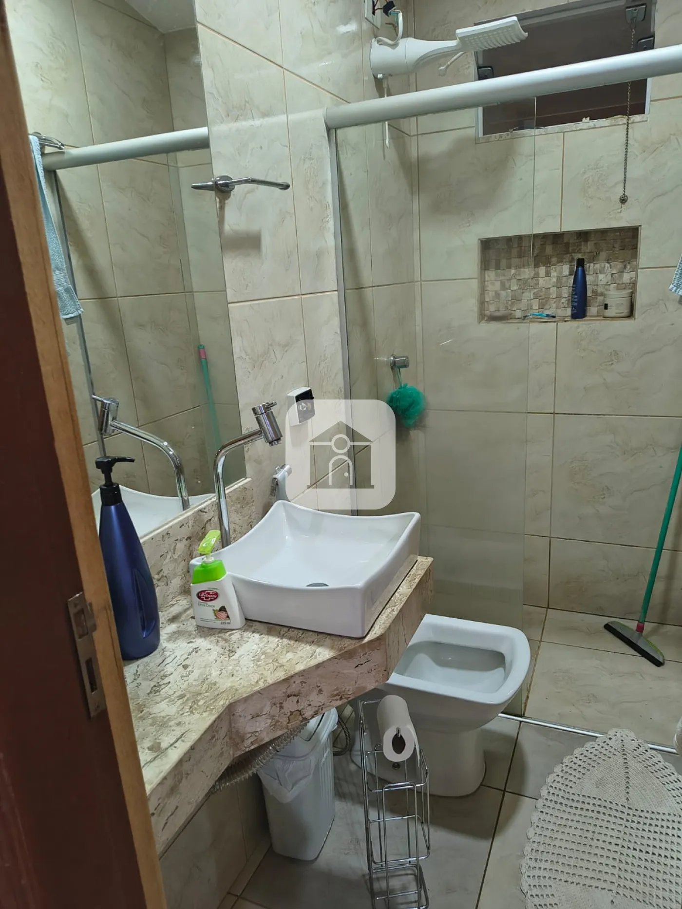 Comprar Casa / Padrão em Uberlândia R$ 600.000,00 - Foto 17