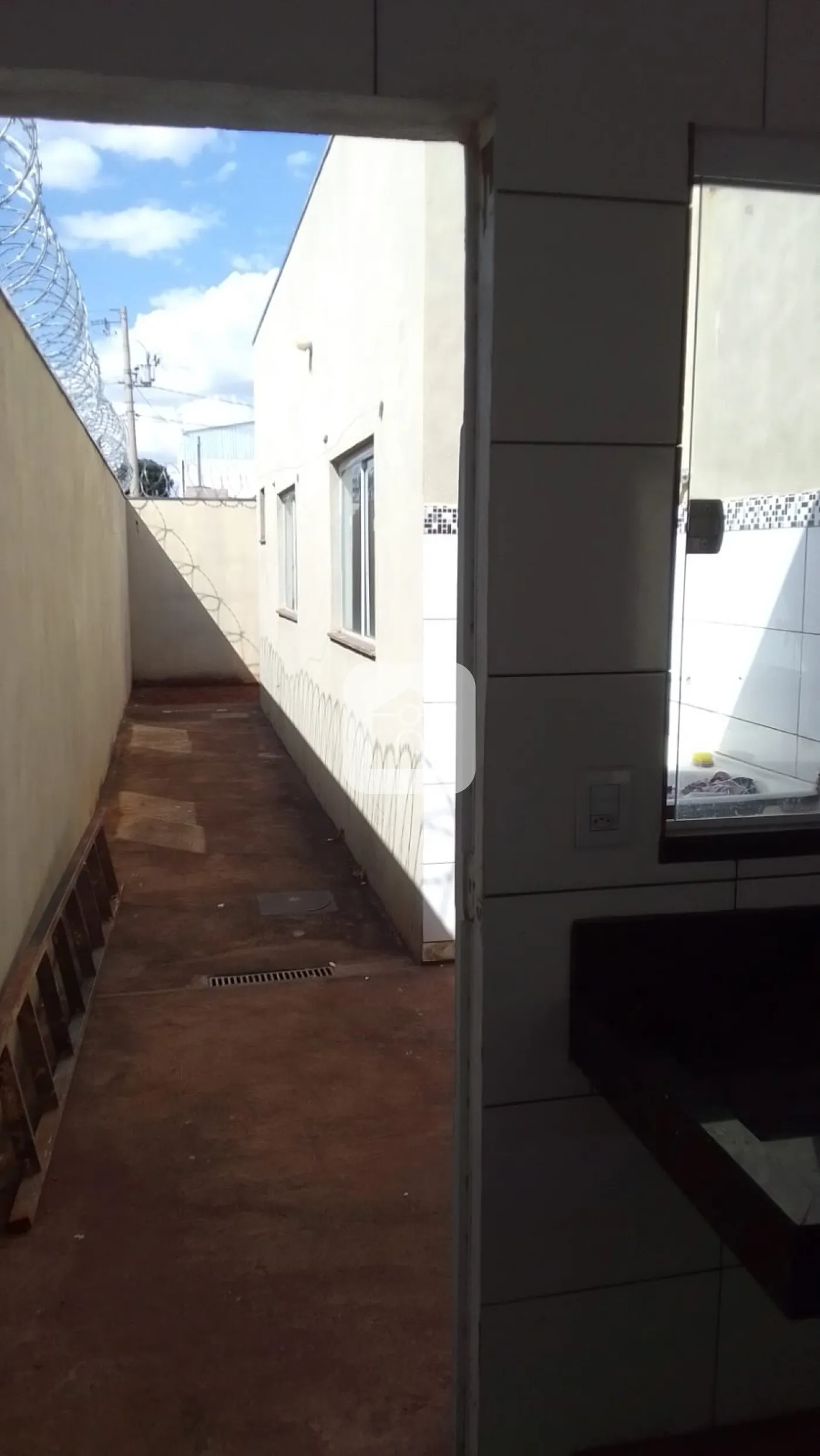 Comprar Casa / Geminada em Uberlândia R$ 315.000,00 - Foto 10