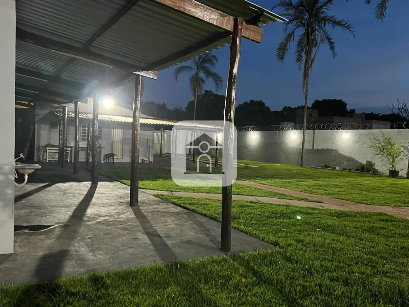 Comprar Casa / Chácara em Uberlândia R$ 450.000,00 - Foto 12