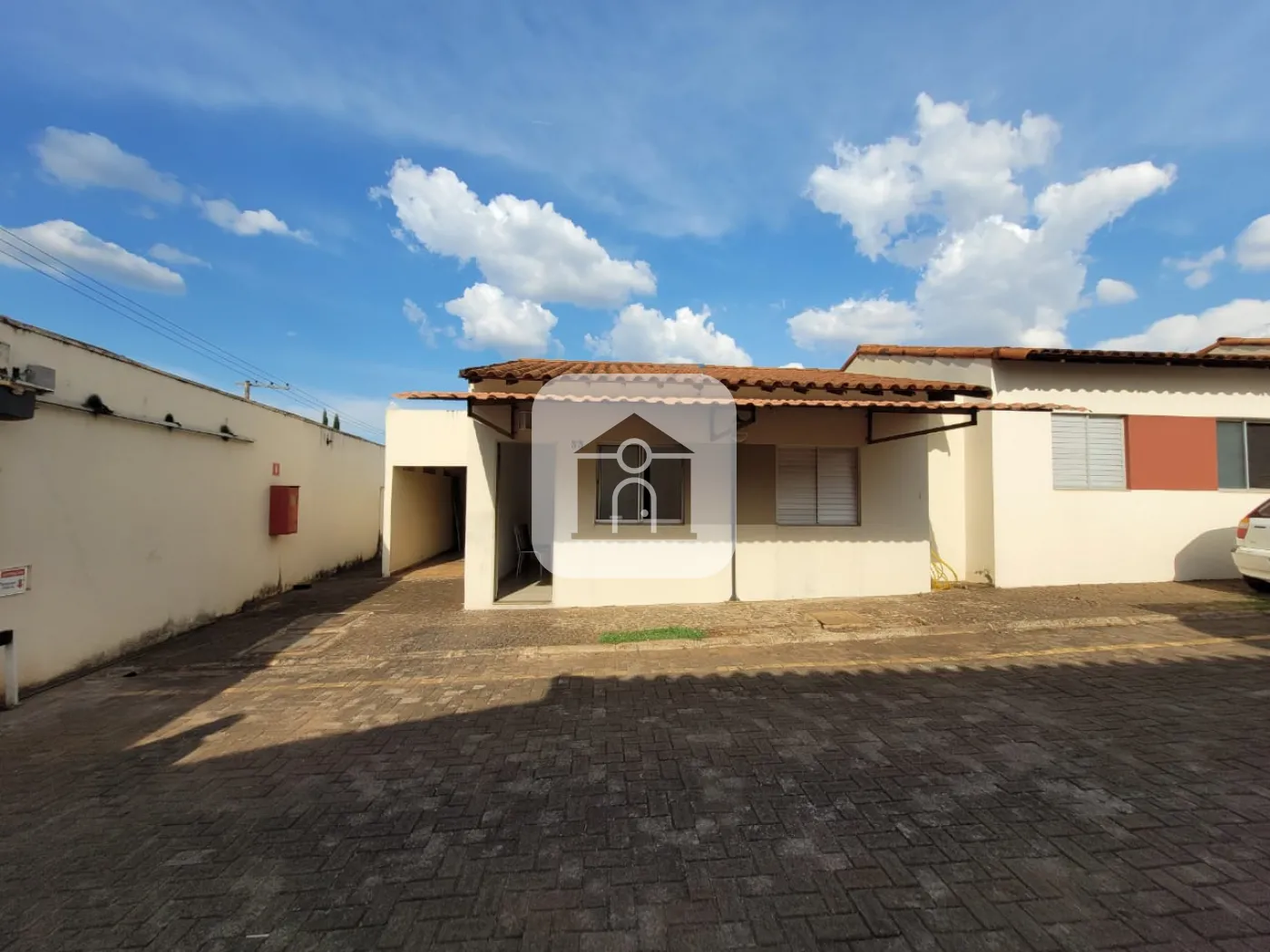 Comprar Casa / Condomínio ou Loteamento Fechado em Uberlândia R$ 240.000,00 - Foto 2