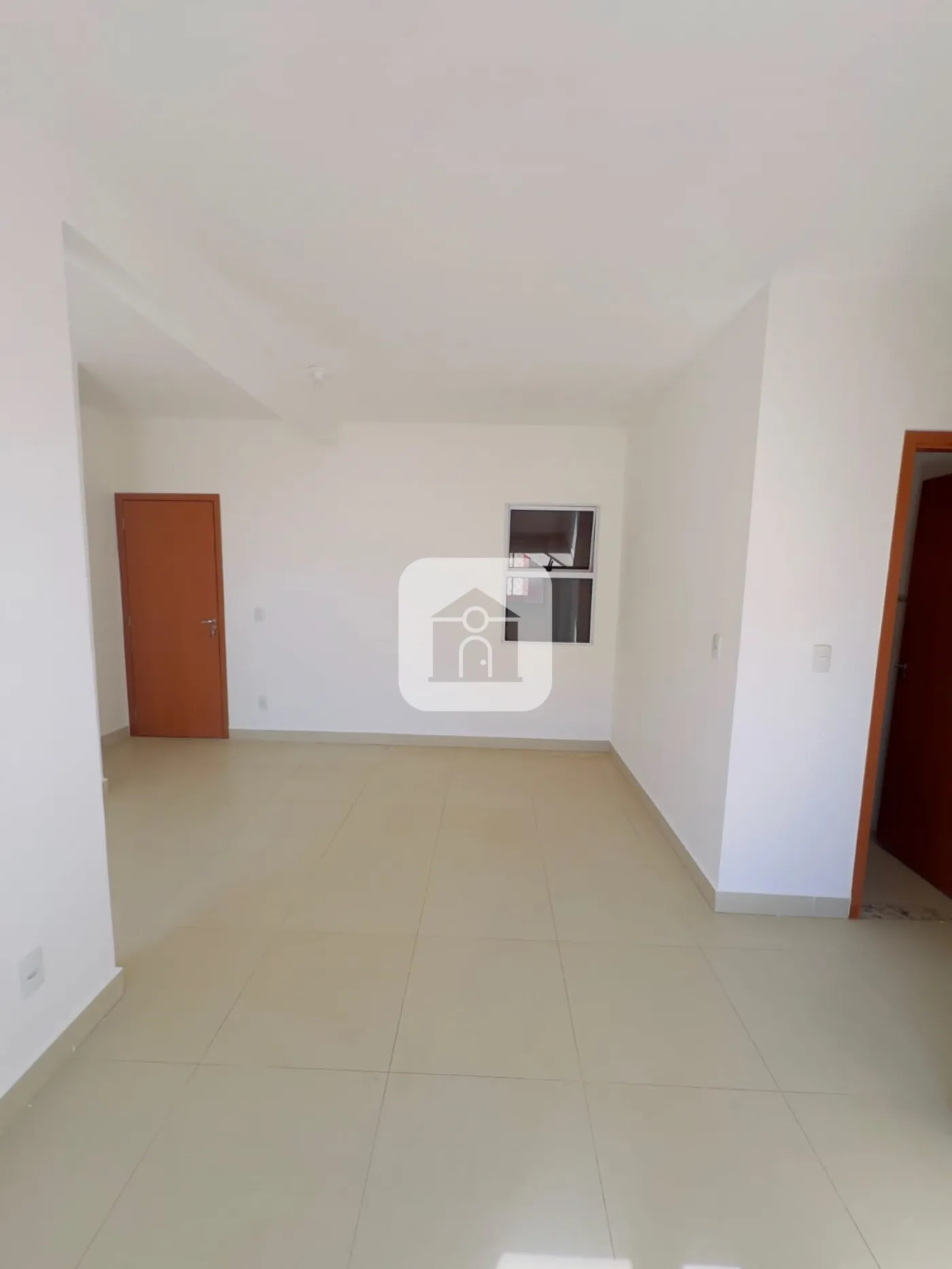 Comprar Apartamento / Padrão em Uberlândia R$ 195.000,00 - Foto 1