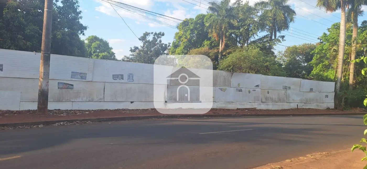 Comprar Terreno / Área em Uberlândia R$ 2.500.000,00 - Foto 1