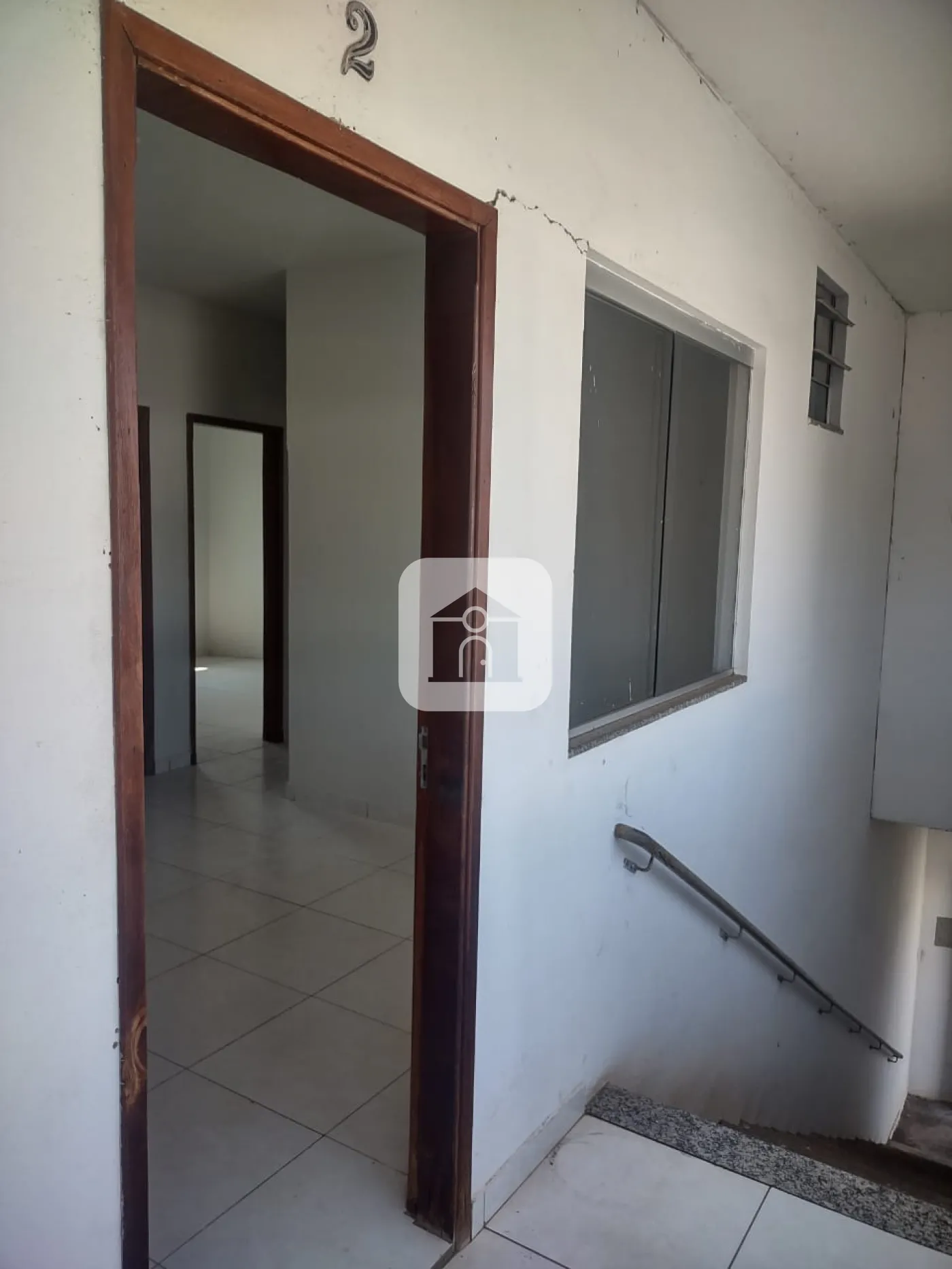 Alugar Apartamento / Sobrado em Uberlândia R$ 1.300,00 - Foto 1