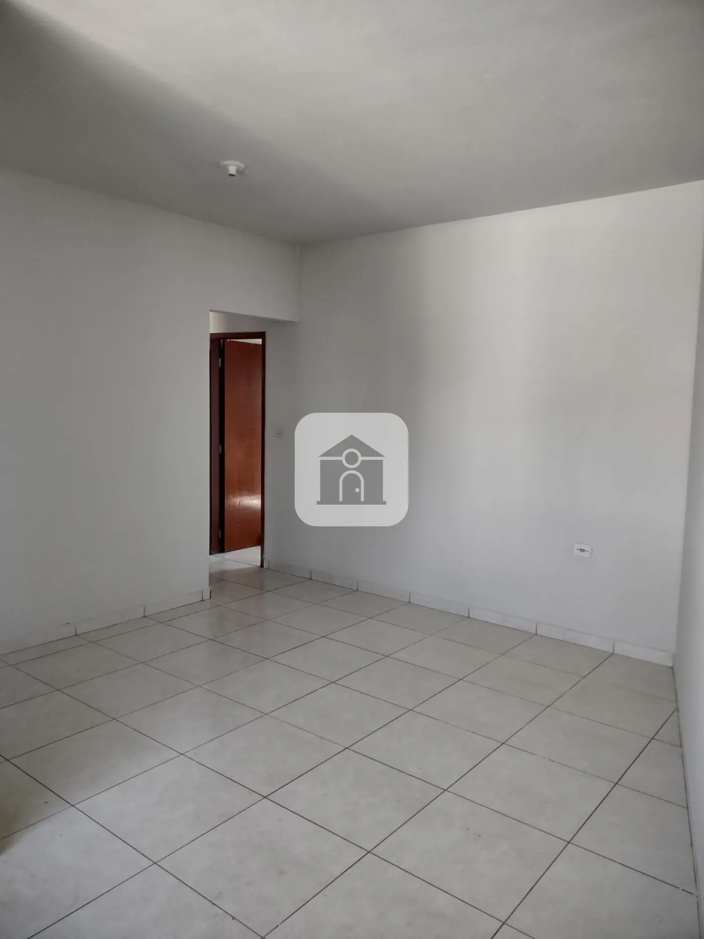 Alugar Apartamento / Sobrado em Uberlândia R$ 1.300,00 - Foto 8