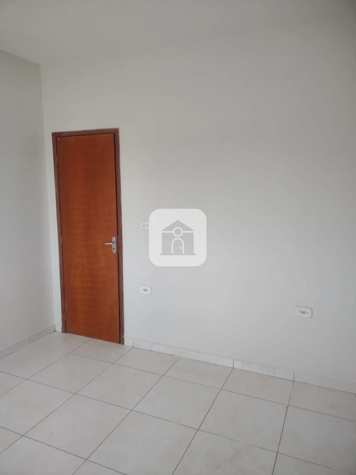 Alugar Apartamento / Sobrado em Uberlândia R$ 1.300,00 - Foto 9