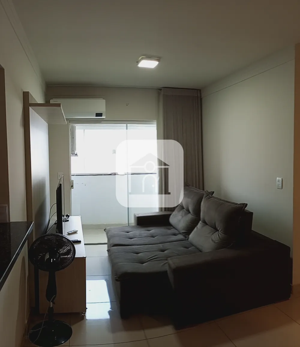 Alugar Apartamento / Padrão em Uberlândia R$ 2.600,00 - Foto 3