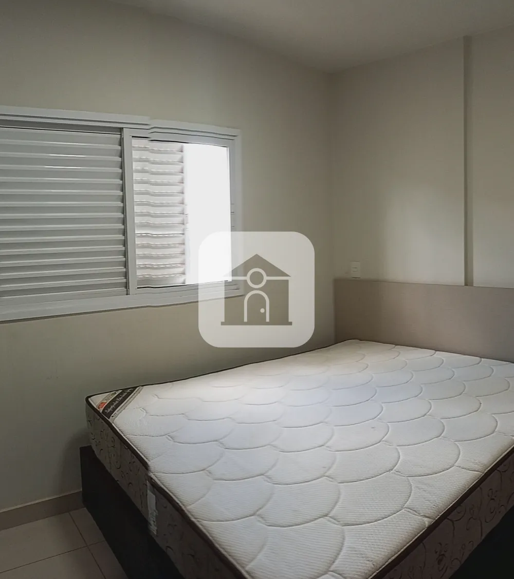 Alugar Apartamento / Padrão em Uberlândia R$ 2.600,00 - Foto 6