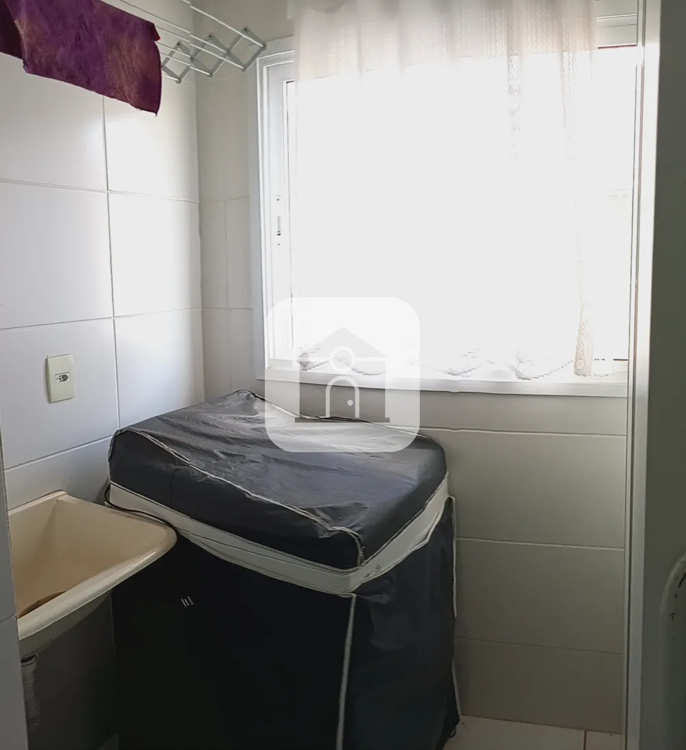 Alugar Apartamento / Padrão em Uberlândia R$ 2.600,00 - Foto 8