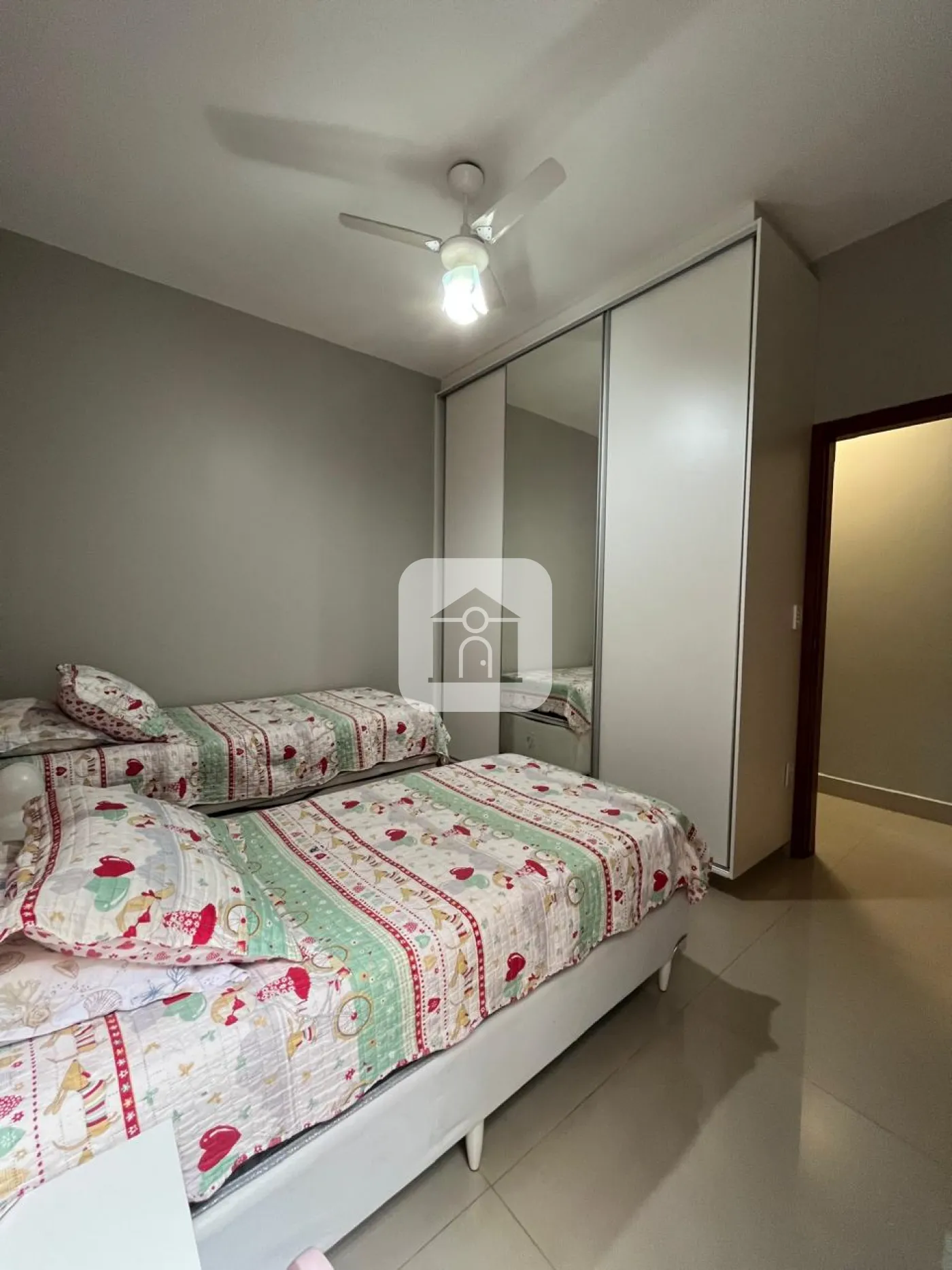 Comprar Casa / Padrão em Uberlândia R$ 950.000,00 - Foto 8
