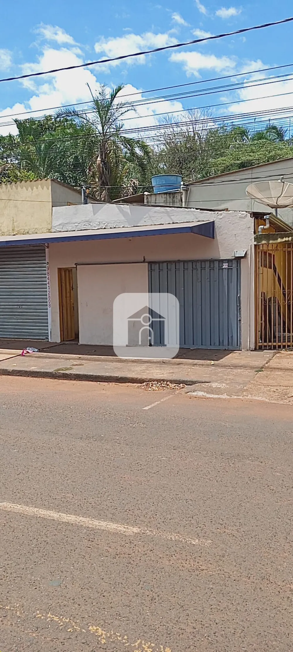 Alugar Comercial / Cômodo em Uberlândia R$ 700,00 - Foto 1