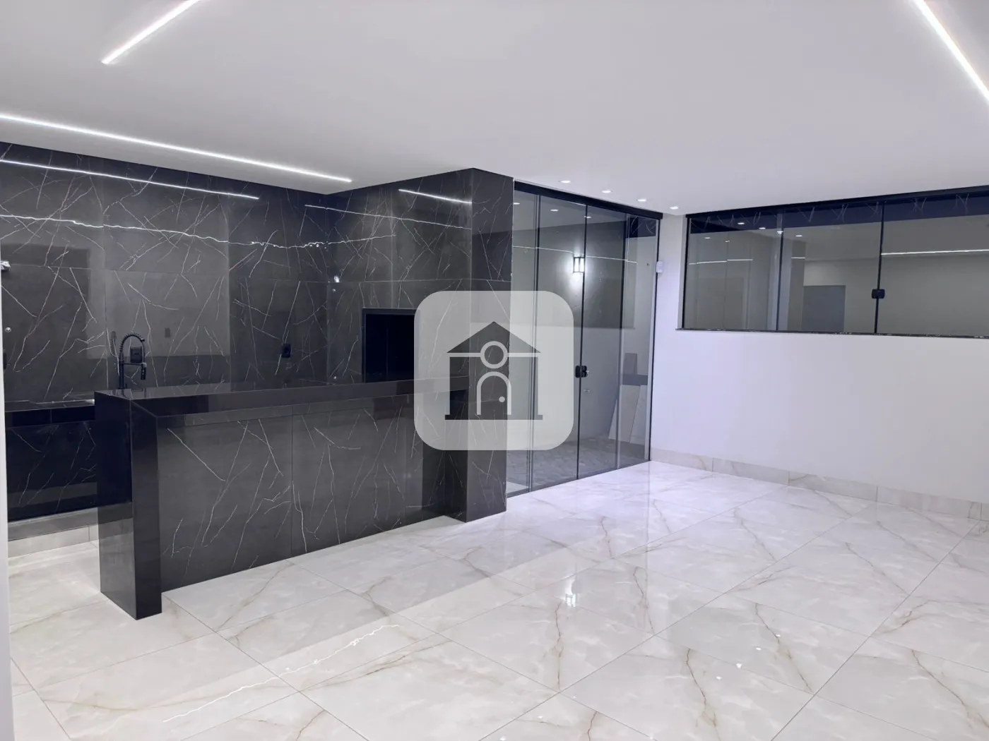 Comprar Casa / Sobrado em Uberlândia R$ 1.550.000,00 - Foto 23