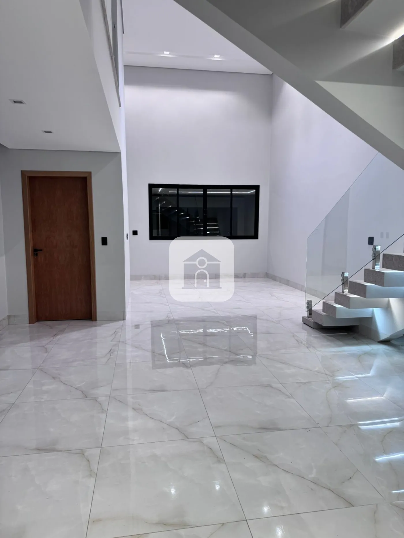 Comprar Casa / Sobrado em Uberlândia R$ 1.550.000,00 - Foto 5