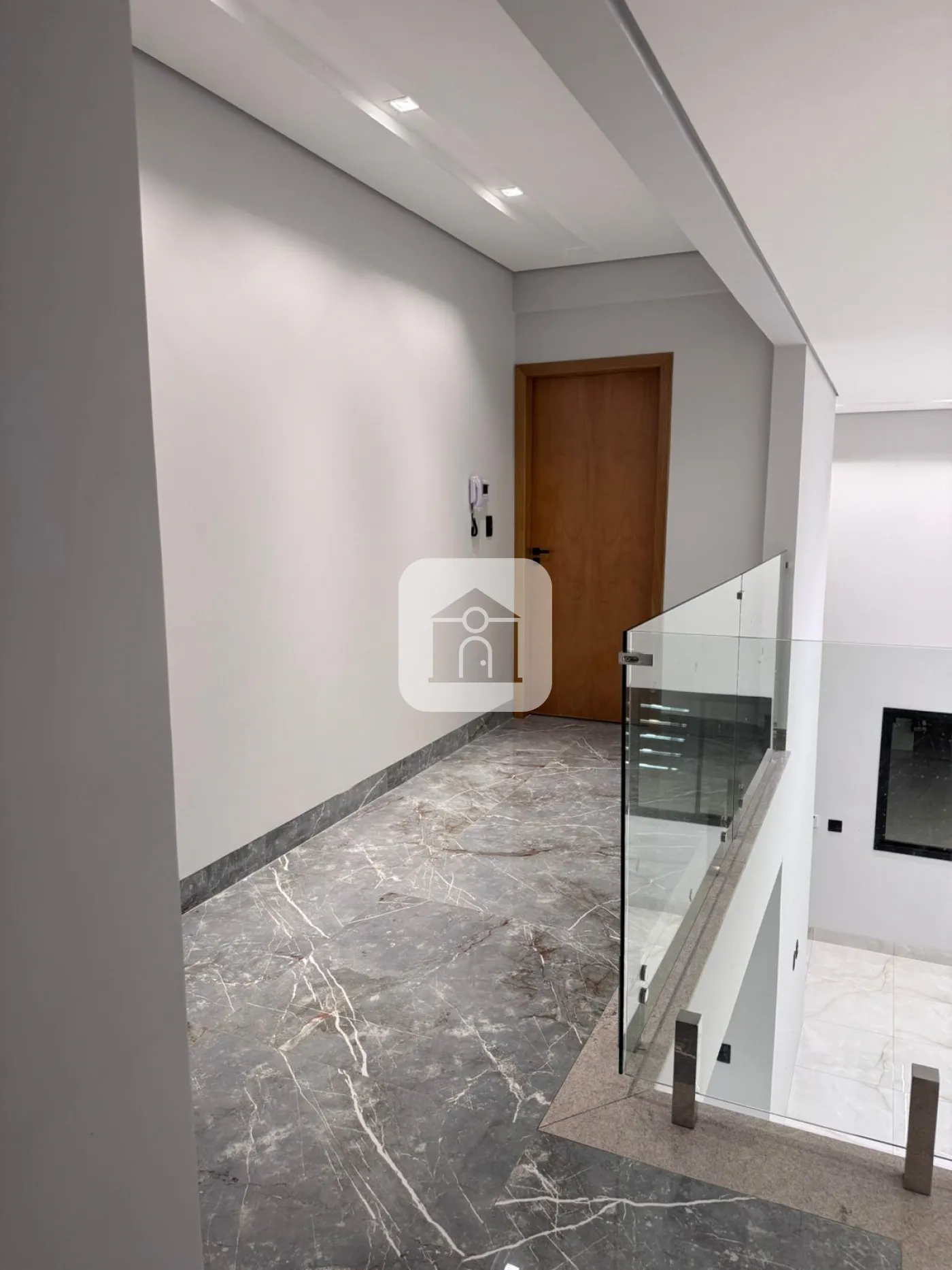 Comprar Casa / Sobrado em Uberlândia R$ 1.550.000,00 - Foto 8