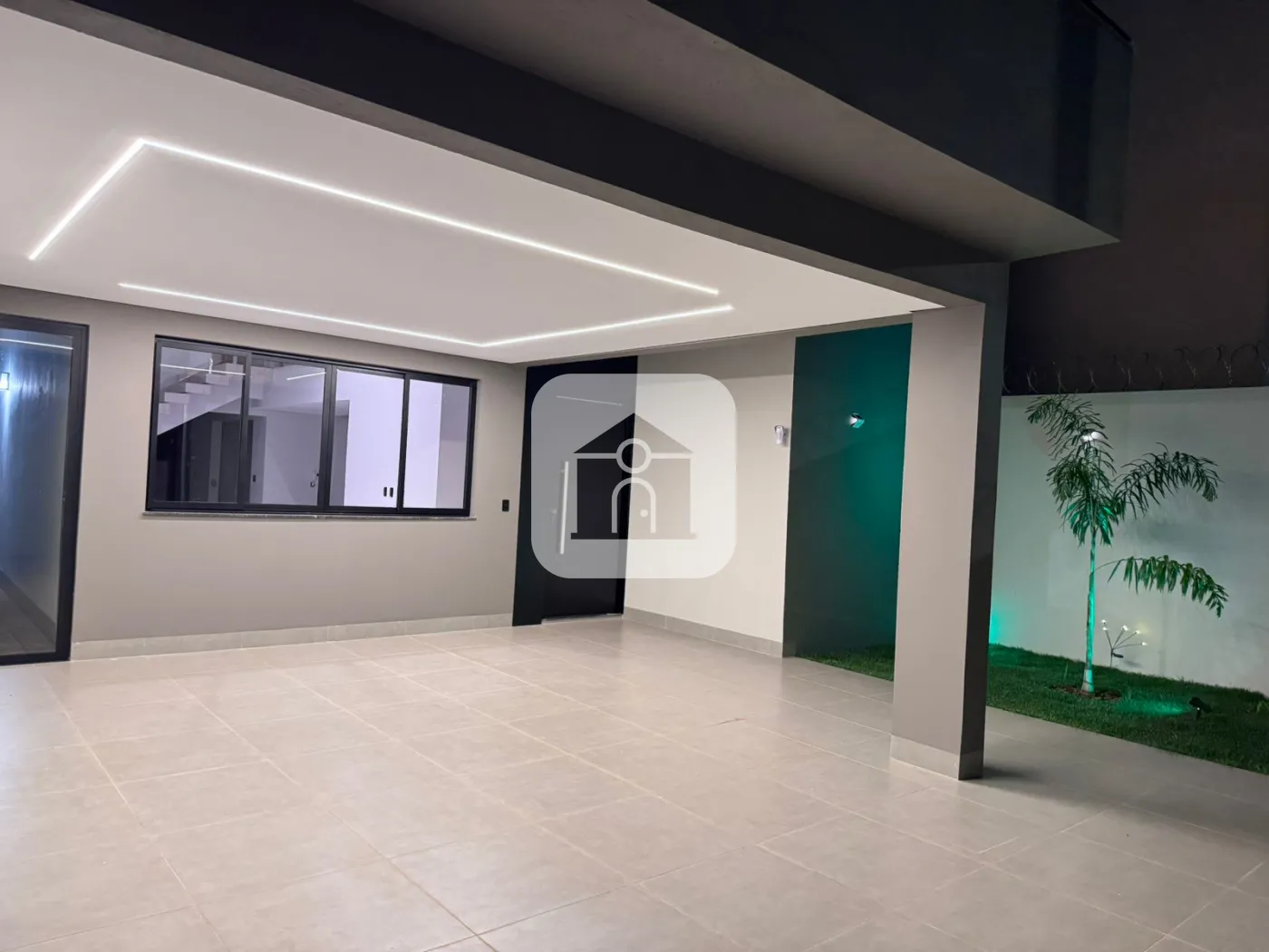 Comprar Casa / Sobrado em Uberlândia R$ 1.550.000,00 - Foto 1