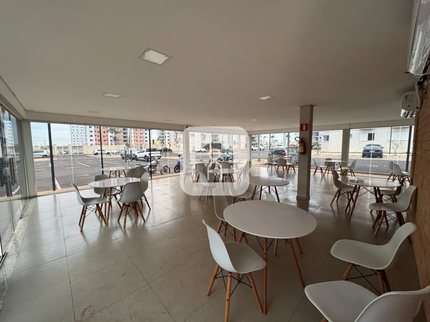 Comprar Apartamento / Padrão em Uberlândia R$ 250.000,00 - Foto 17