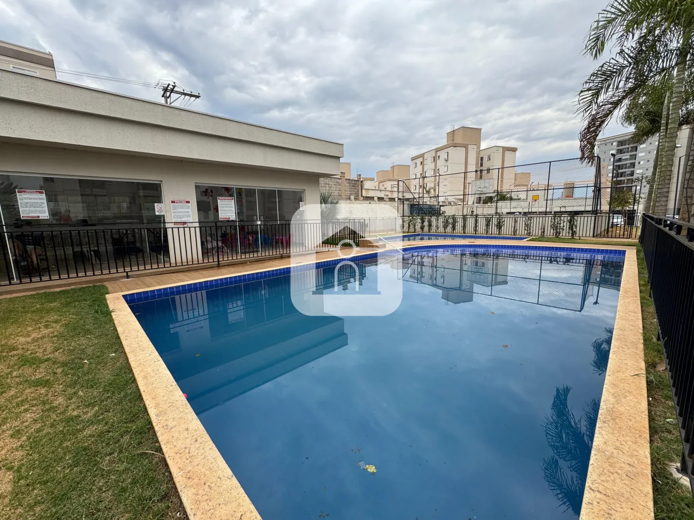 Comprar Apartamento / Padrão em Uberlândia R$ 250.000,00 - Foto 18