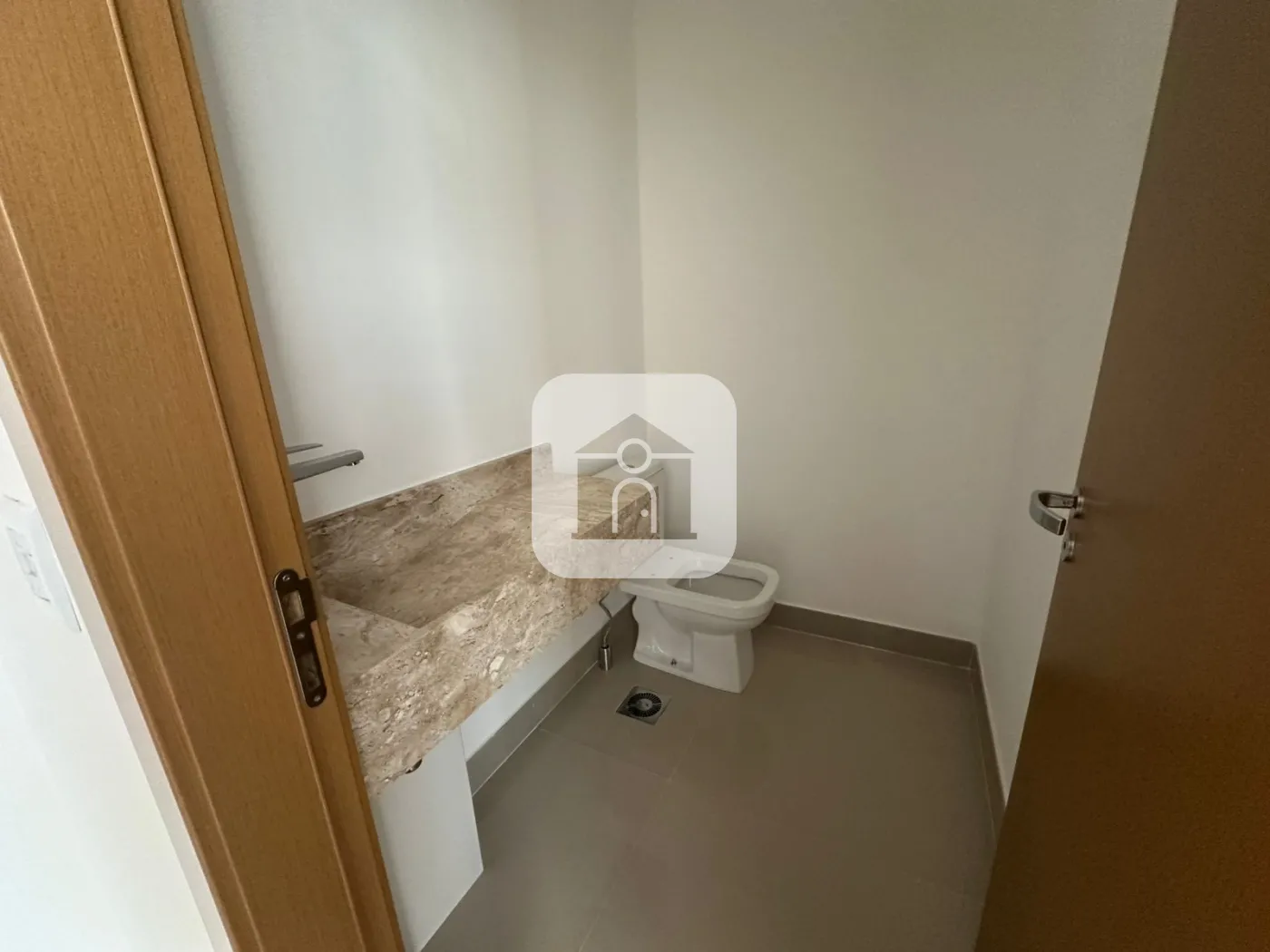 Alugar Apartamento / Padrão em Uberlândia R$ 7.000,00 - Foto 8