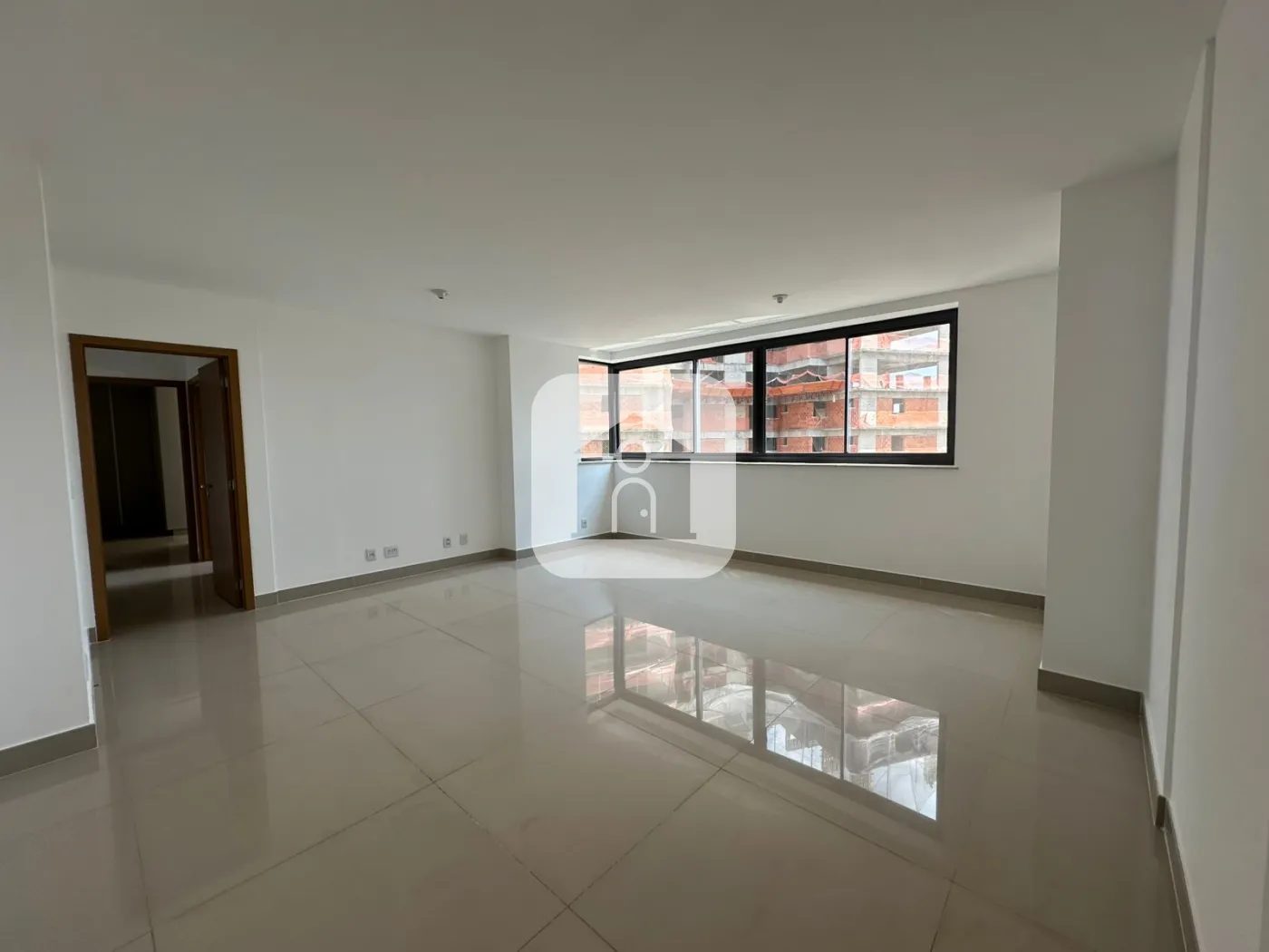 Alugar Apartamento / Padrão em Uberlândia R$ 7.000,00 - Foto 1