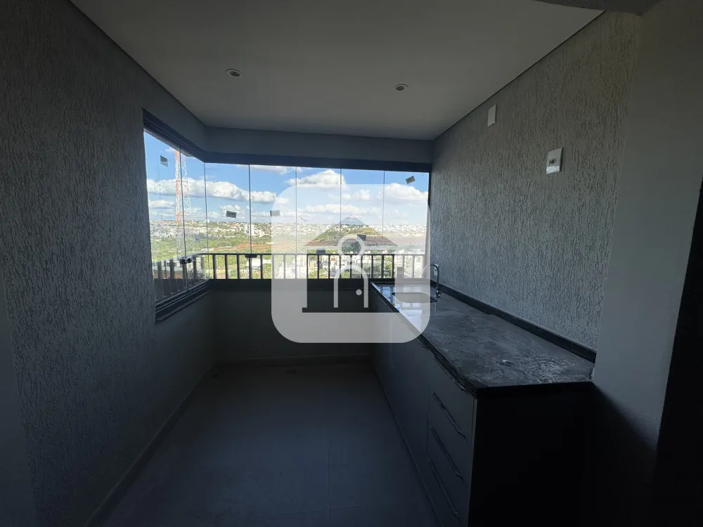 Alugar Apartamento / Padrão em Uberlândia R$ 3.900,00 - Foto 11