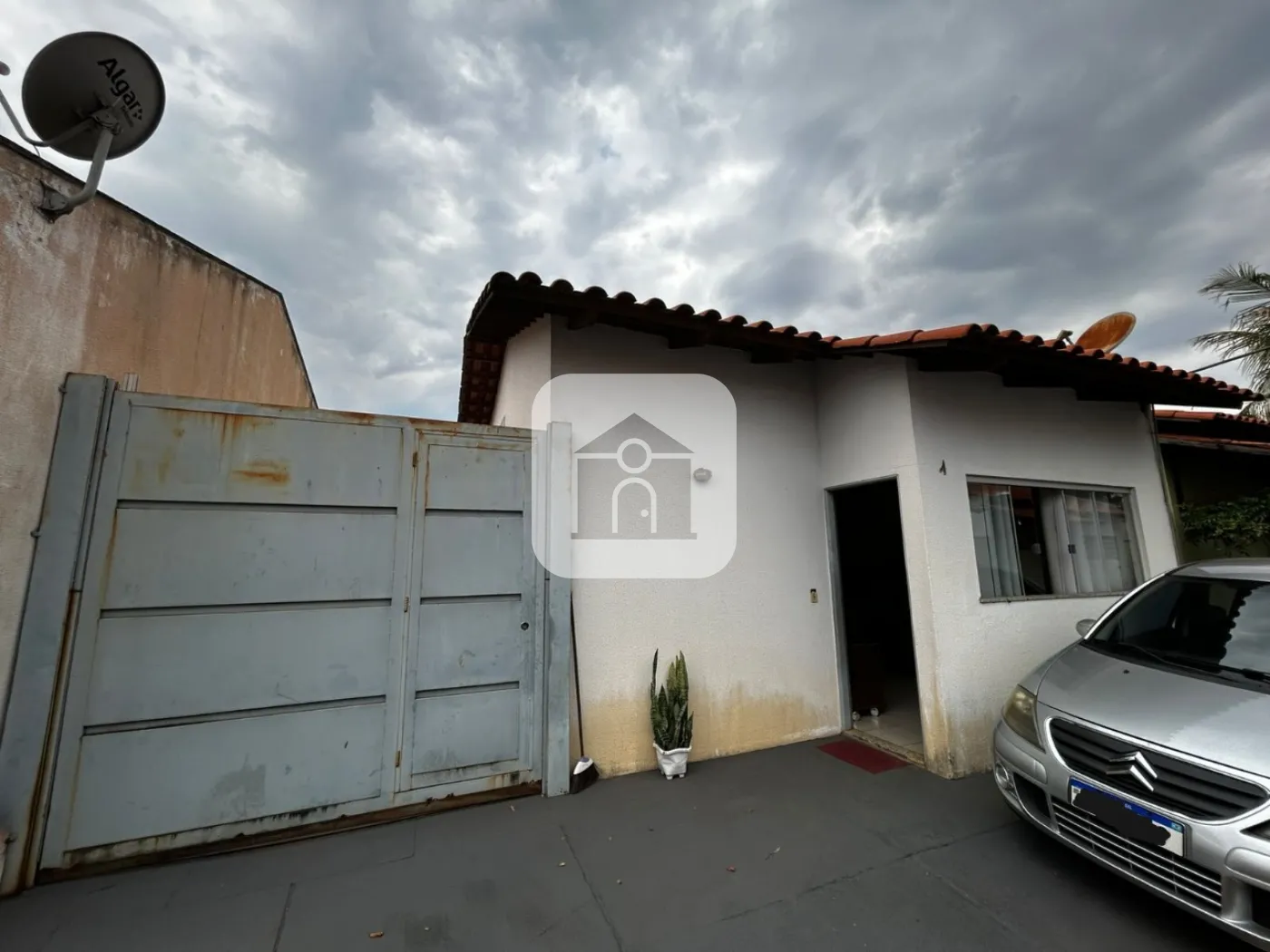 Comprar Casa / Colônia em Uberlândia R$ 250.000,00 - Foto 1