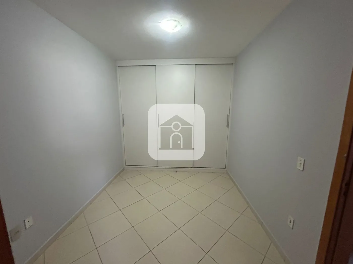 Alugar Casa / Condomínio ou Loteamento Fechado em Uberlandia R$ 2.000,00 - Foto 9