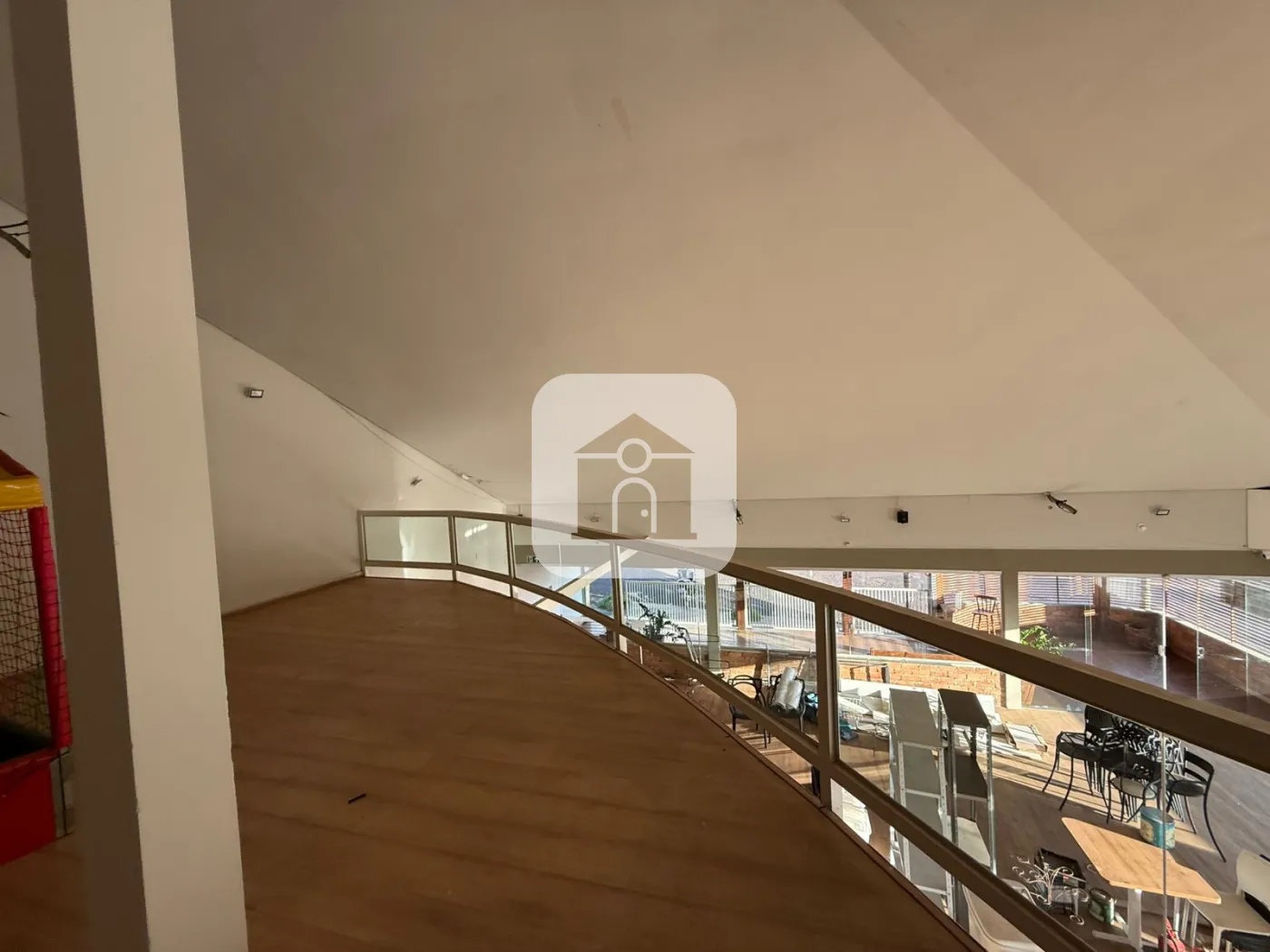 Alugar Comercial / Prédio em Uberlândia R$ 9.000,00 - Foto 8