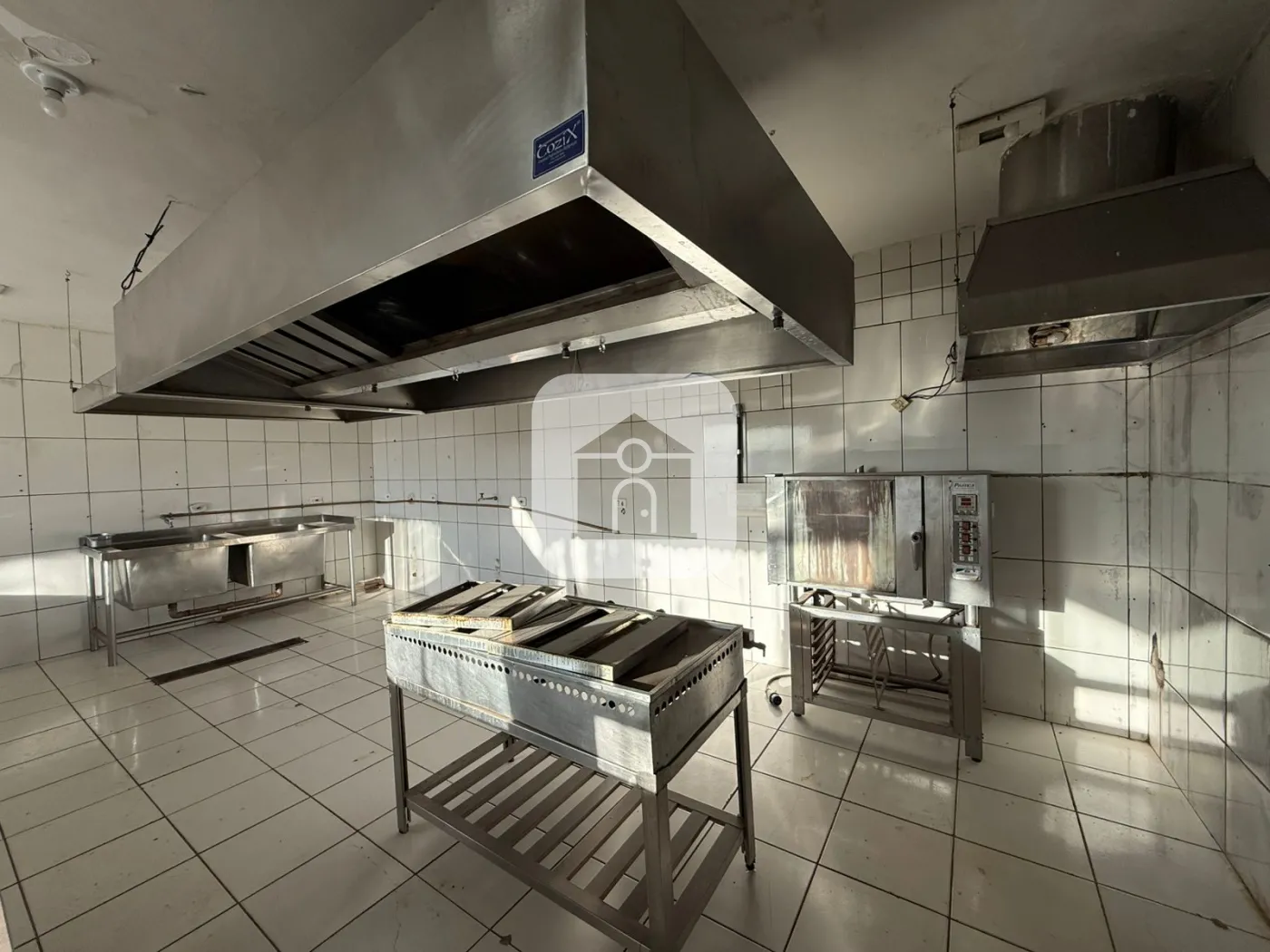 Alugar Comercial / Prédio em Uberlândia R$ 9.000,00 - Foto 21