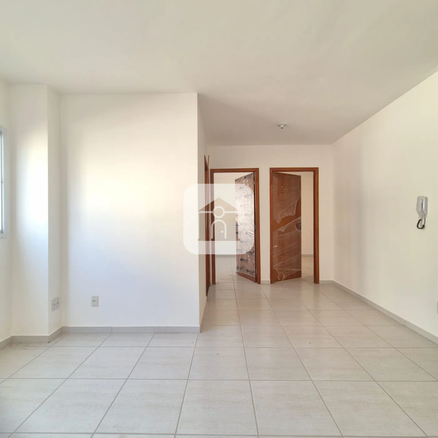Comprar Apartamento / Padrão em Uberlândia R$ 180.000,00 - Foto 4