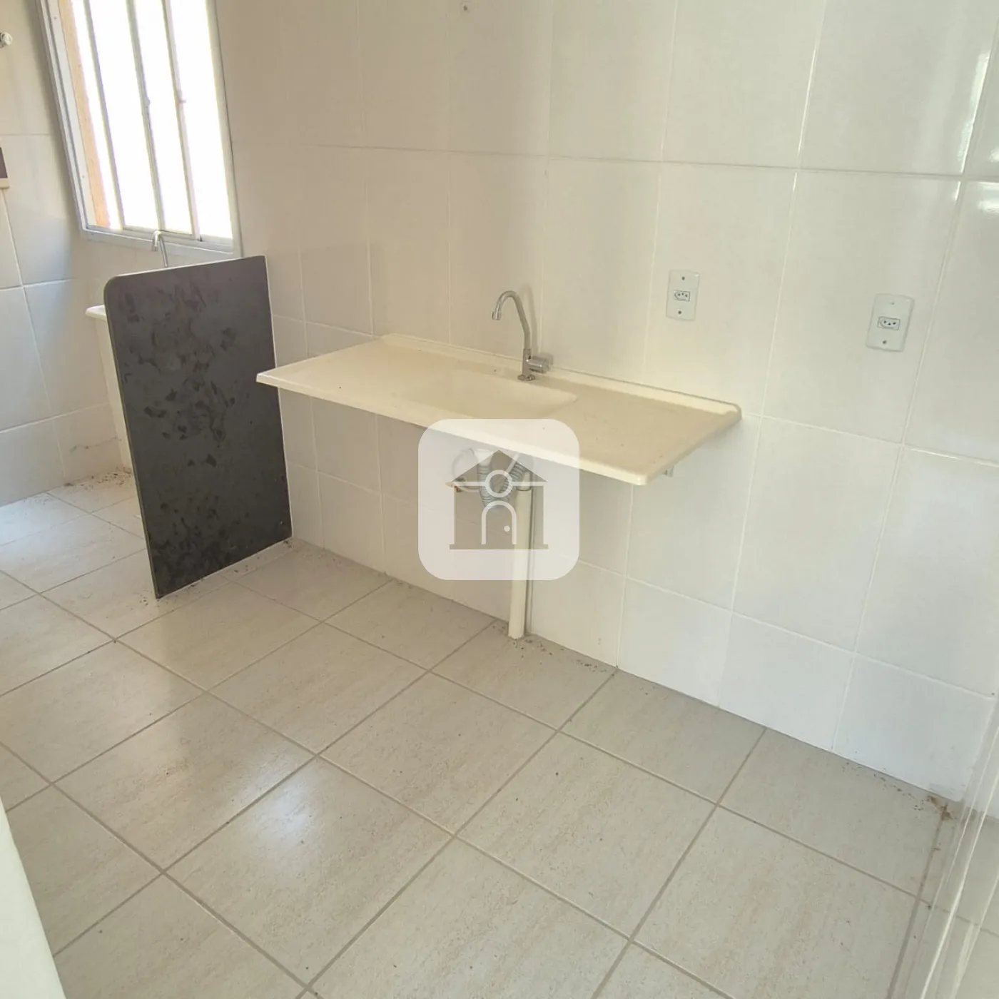 Comprar Apartamento / Padrão em Uberlândia R$ 180.000,00 - Foto 8