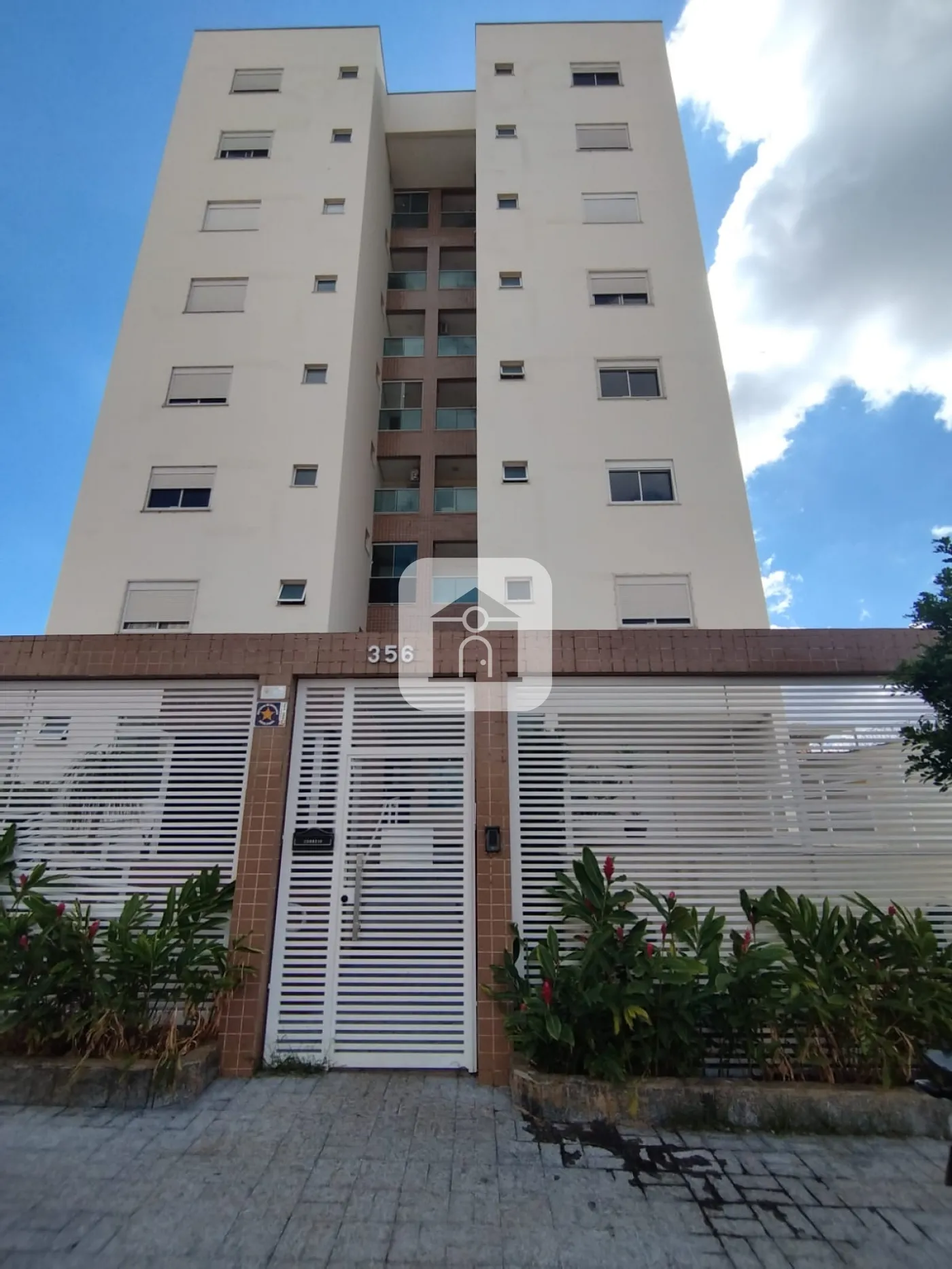 Alugar Apartamento / Padrão em Uberlândia R$ 3.200,00 - Foto 1