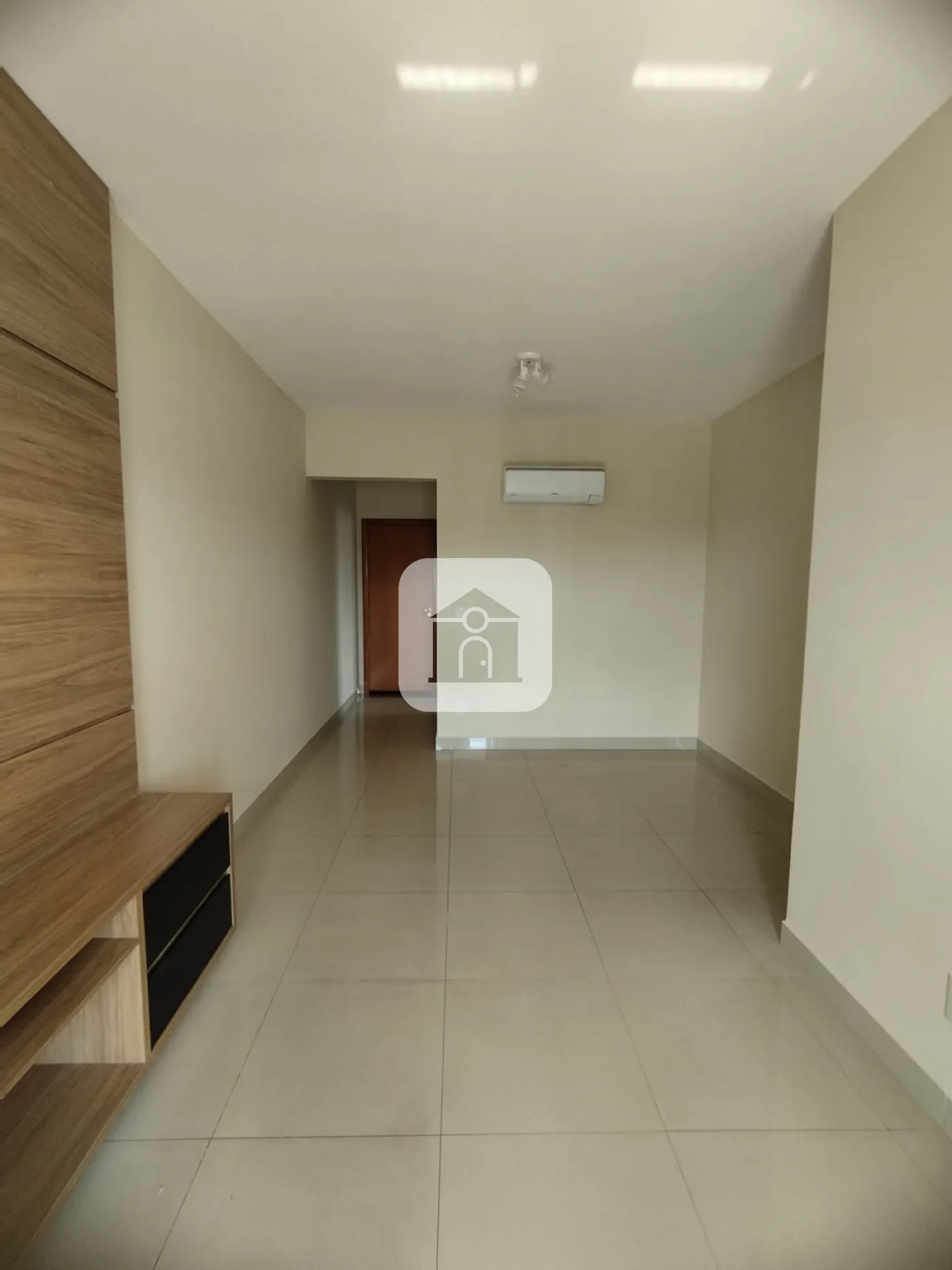 Alugar Apartamento / Padrão em Uberlândia R$ 3.200,00 - Foto 17